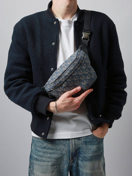 Sac Banane Calvin klein jeans Bleu unstructured 4G3177G vue secondaire 1